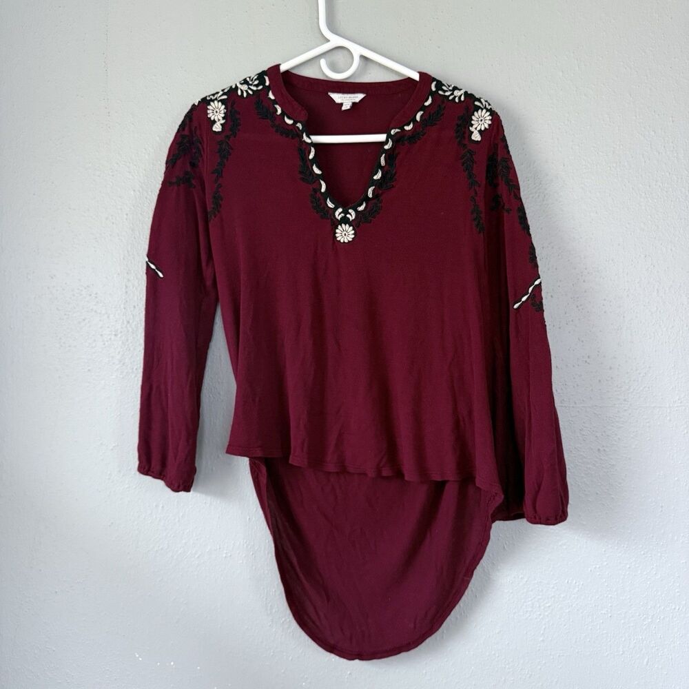 Lucky Brand Top Womens Large Burgundy Embroidered V-Neck Tunic Blouse Hi Low Hem